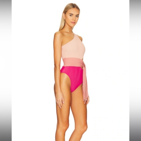 Beach Riot Other - Carlie One Piece in Rouge Color Block • Size Medium •NWT